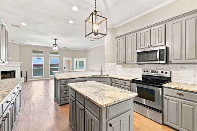 6333 Pinionpark Way, Fort Worth, TX 76179