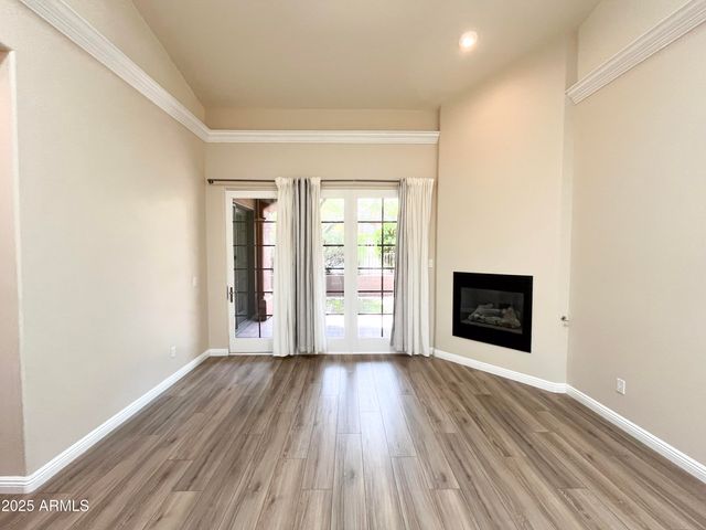 7200 E RIDGEVIEW Place 10, Carefree, AZ 85377