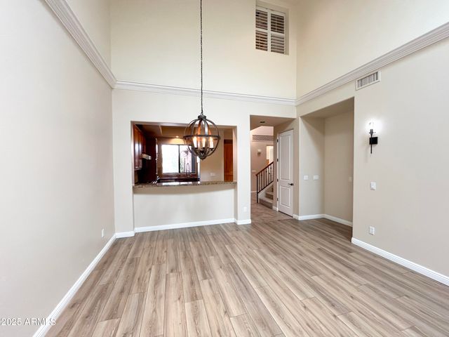 7200 E RIDGEVIEW Place 10, Carefree, AZ 85377