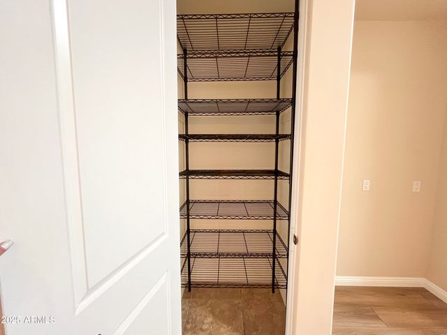 7200 E RIDGEVIEW Place 10, Carefree, AZ 85377