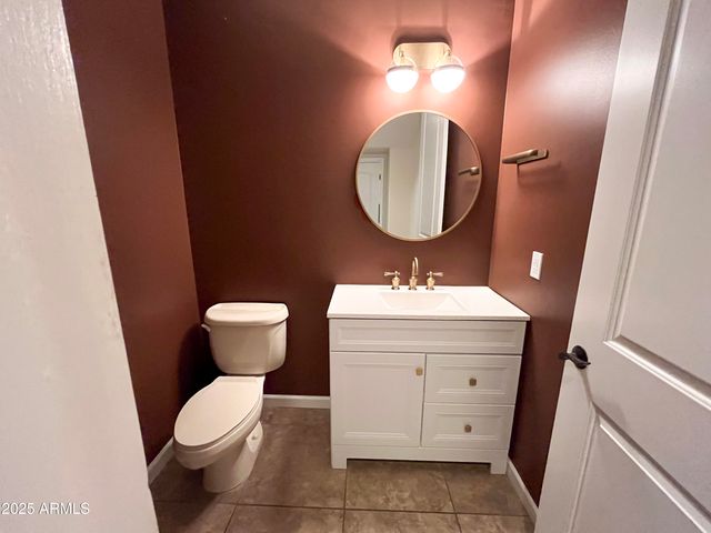 7200 E RIDGEVIEW Place 10, Carefree, AZ 85377