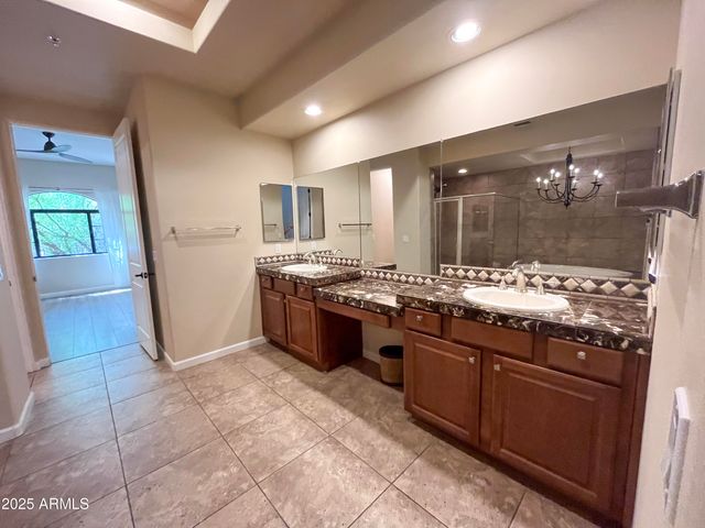 7200 E RIDGEVIEW Place 10, Carefree, AZ 85377