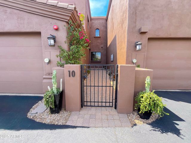 7200 E RIDGEVIEW Place 10, Carefree, AZ 85377