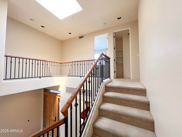 7200 E RIDGEVIEW Place 10, Carefree, AZ 85377