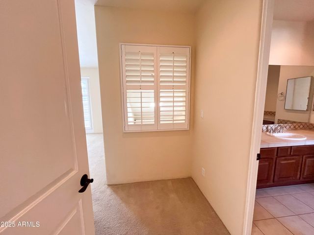 7200 E RIDGEVIEW Place 10, Carefree, AZ 85377