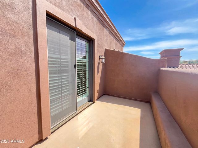 7200 E RIDGEVIEW Place 10, Carefree, AZ 85377