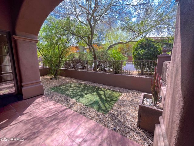 7200 E RIDGEVIEW Place 10, Carefree, AZ 85377