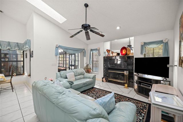 36 SE CHINICA DRIVE, Summerfield, FL 34491