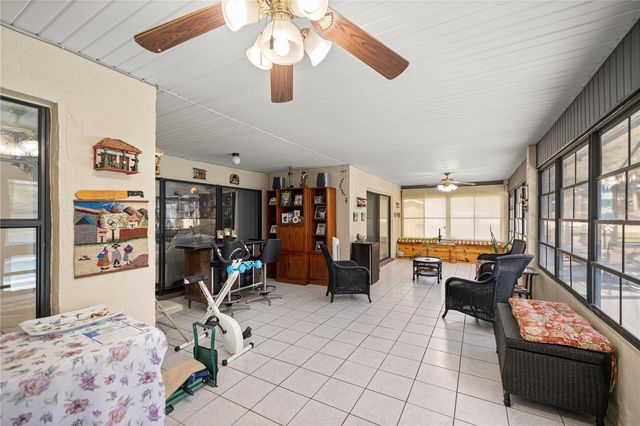 36 SE CHINICA DRIVE, Summerfield, FL 34491