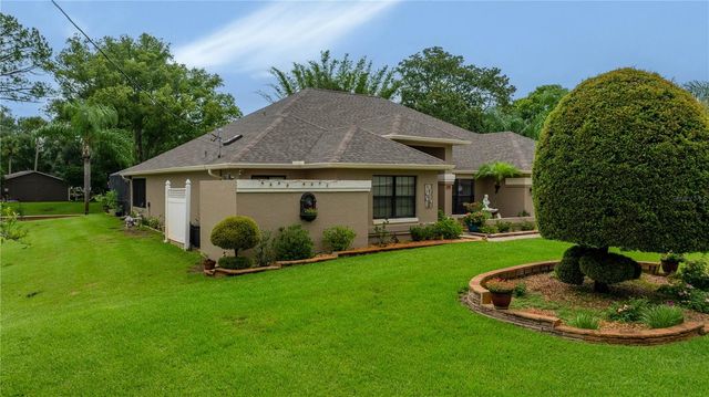 36 SE CHINICA DRIVE, Summerfield, FL 34491