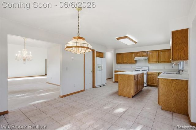 46547 Glen Eagle Drive, Utica, MI 48315