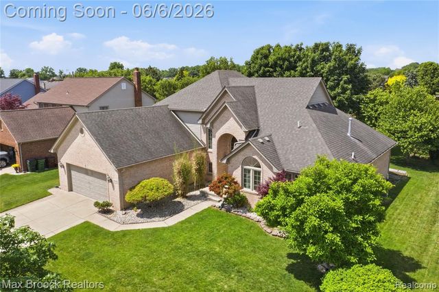 46547 Glen Eagle Drive, Utica, MI 48315