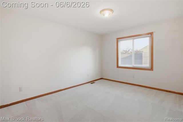 46547 Glen Eagle Drive, Utica, MI 48315