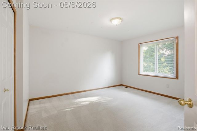 46547 Glen Eagle Drive, Utica, MI 48315
