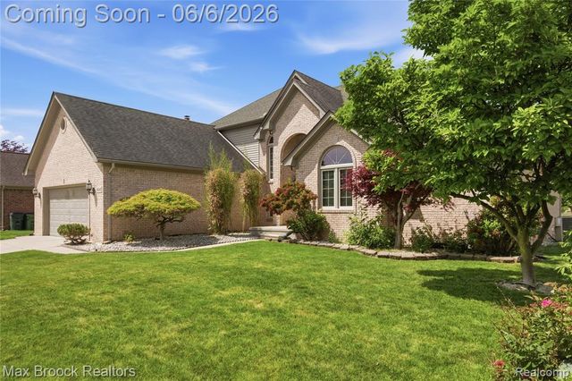 46547 Glen Eagle Drive, Utica, MI 48315