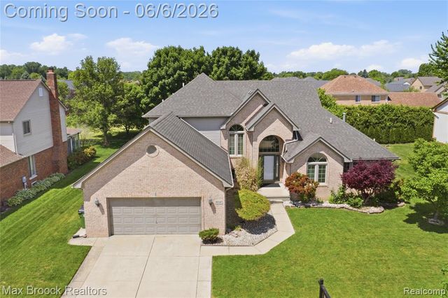 46547 Glen Eagle Drive, Utica, MI 48315