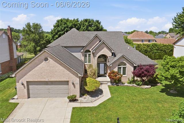 46547 Glen Eagle Drive, Utica, MI 48315