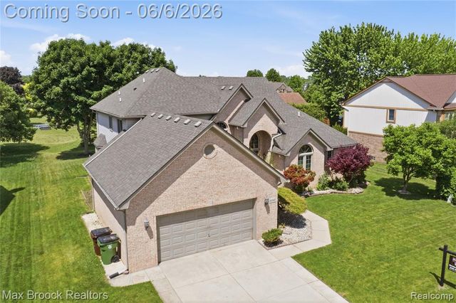 46547 Glen Eagle Drive, Utica, MI 48315