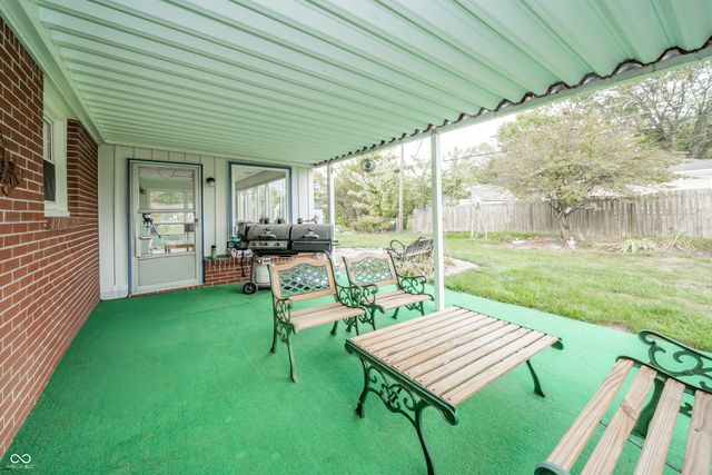 1518 S Winding Way, Anderson, IN 46011