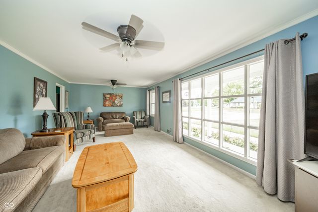 1518 S Winding Way, Anderson, IN 46011