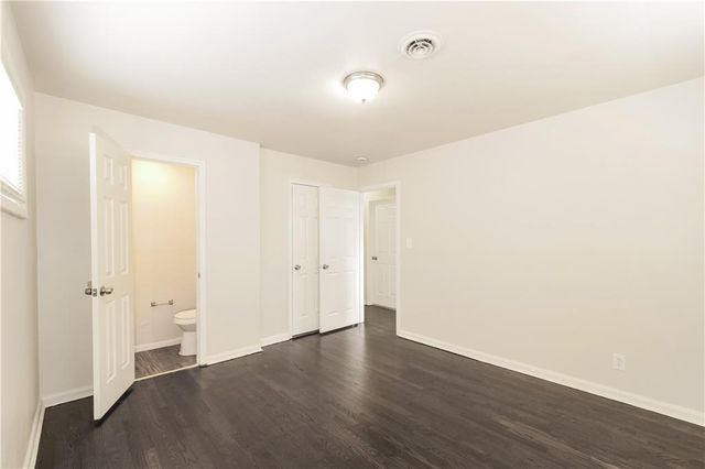 6108 E 149th Street, Grandview, MO 64030