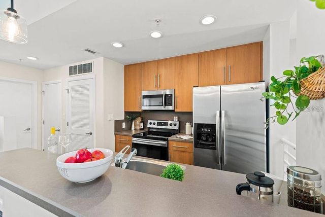 350 S OSCEOLA AVENUE 5, Orlando, FL 32801