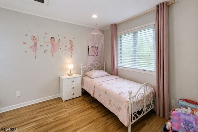 103 W Lake Shore Dr, Rockaway Twp., NJ 07866