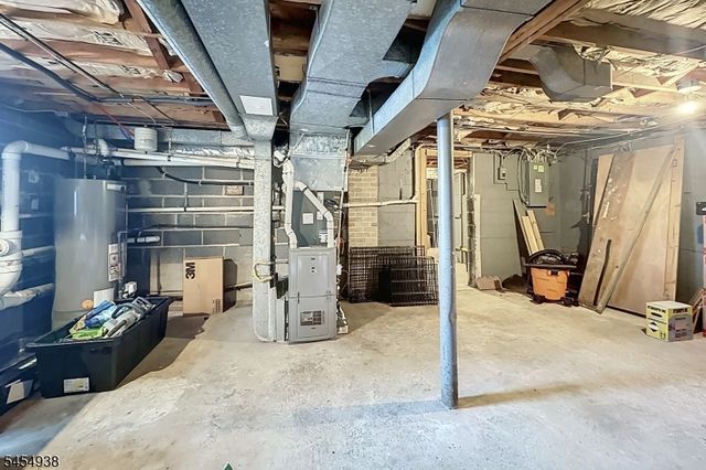 103 W Lake Shore Dr, Rockaway Twp., NJ 07866