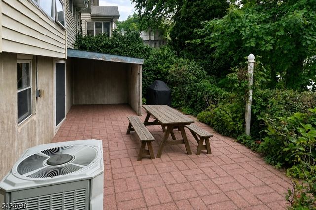 103 W Lake Shore Dr, Rockaway Twp., NJ 07866