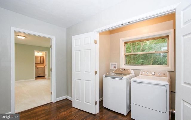 1449 F ST, Woodbridge, VA 22191