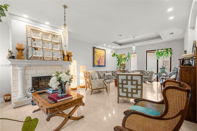 6550 SW 75th Ter, South Miami, FL 33143