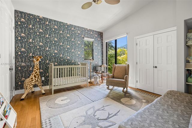 6550 SW 75th Ter, South Miami, FL 33143