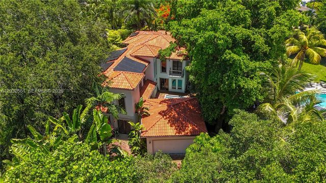 6550 SW 75th Ter, South Miami, FL 33143