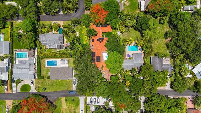 6550 SW 75th Ter, South Miami, FL 33143