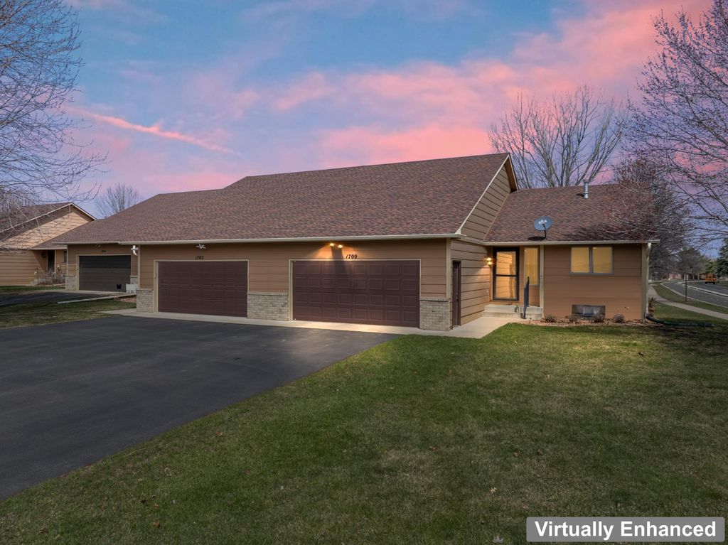 1700 Humphrey Court, Northfield, MN 55057