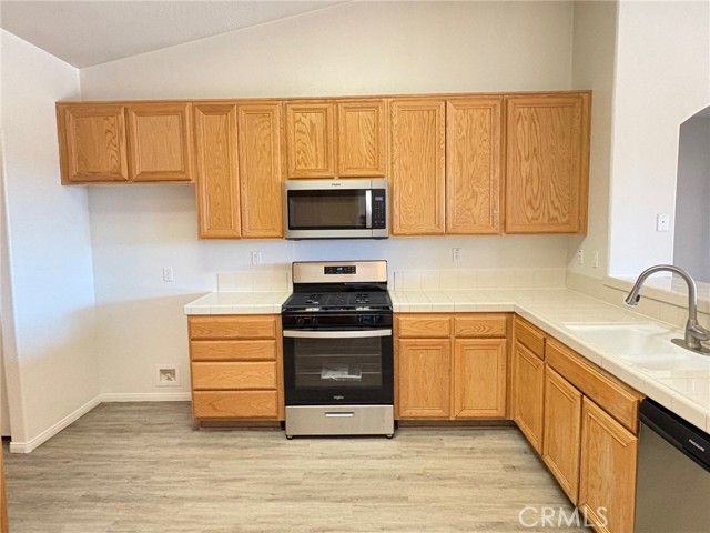 13179 Butte, Victorville, CA 92395