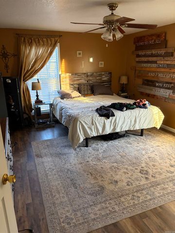 192 Twin Lake Rd, Paragould, AR 72450