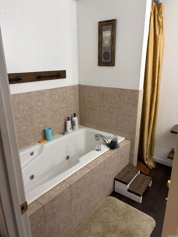 192 Twin Lake Rd, Paragould, AR 72450