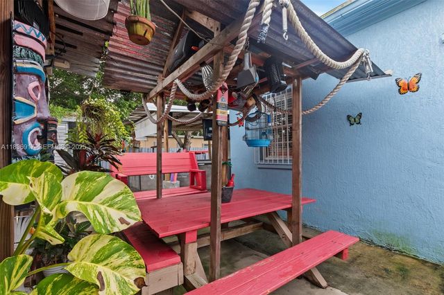 2321 NW 153rd Street, Miami Gardens, FL 33054