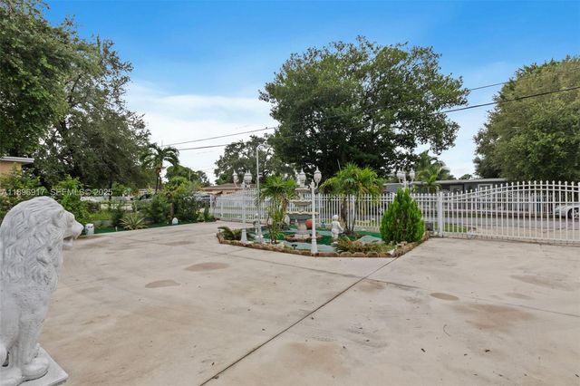 2321 NW 153rd Street, Miami Gardens, FL 33054