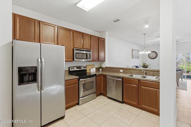 220 LEESE Drive, St. Johns, FL 32259