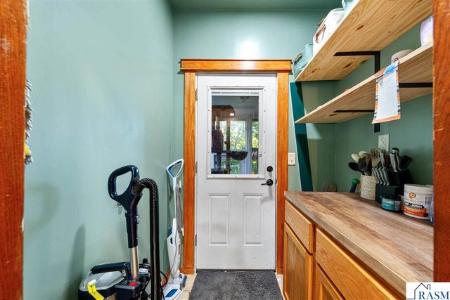 117 Shaubut Street, Mankato, MN 56001