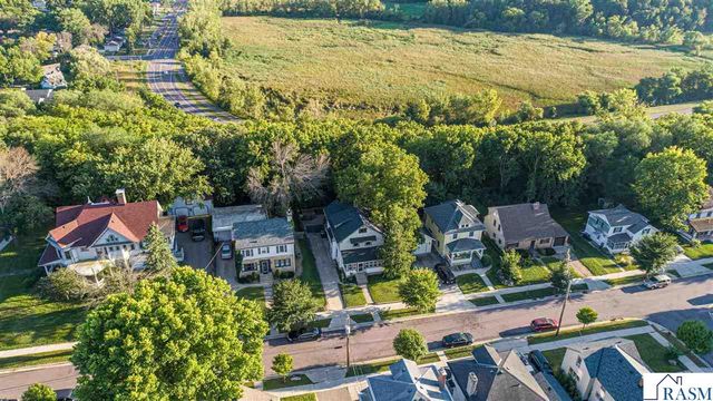 117 Shaubut Street, Mankato, MN 56001