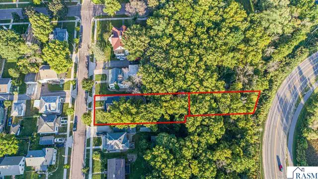 117 Shaubut Street, Mankato, MN 56001