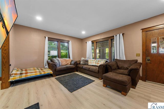117 Shaubut Street, Mankato, MN 56001