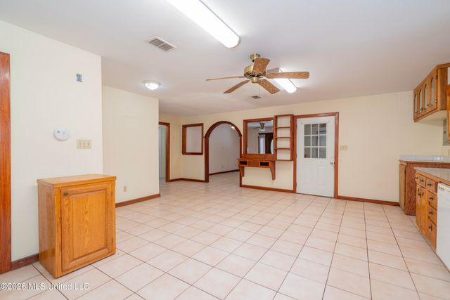 215 Mccaughan Avenue, Long Beach, MS 39560