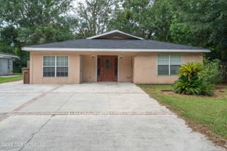 215 Mccaughan Avenue, Long Beach, MS 39560