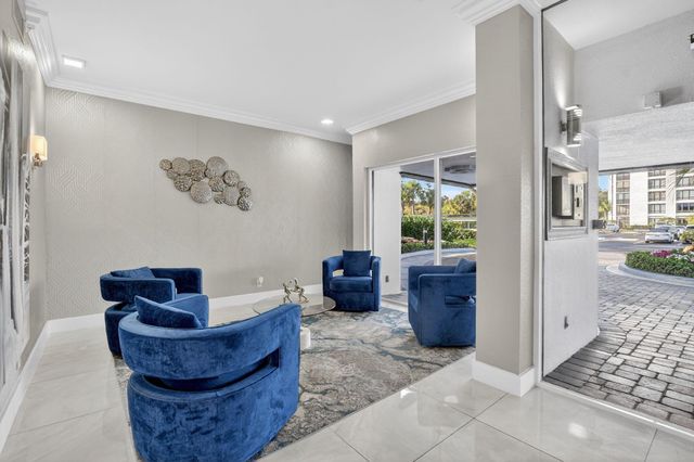 7802 Lakeside Boulevard 734, Boca Raton, FL 33434