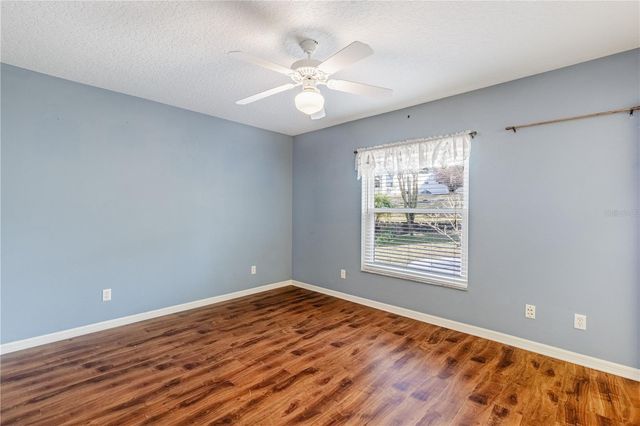 5732 FREEPORT DRIVE, Tavares, FL 32778