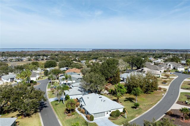 5732 FREEPORT DRIVE, Tavares, FL 32778